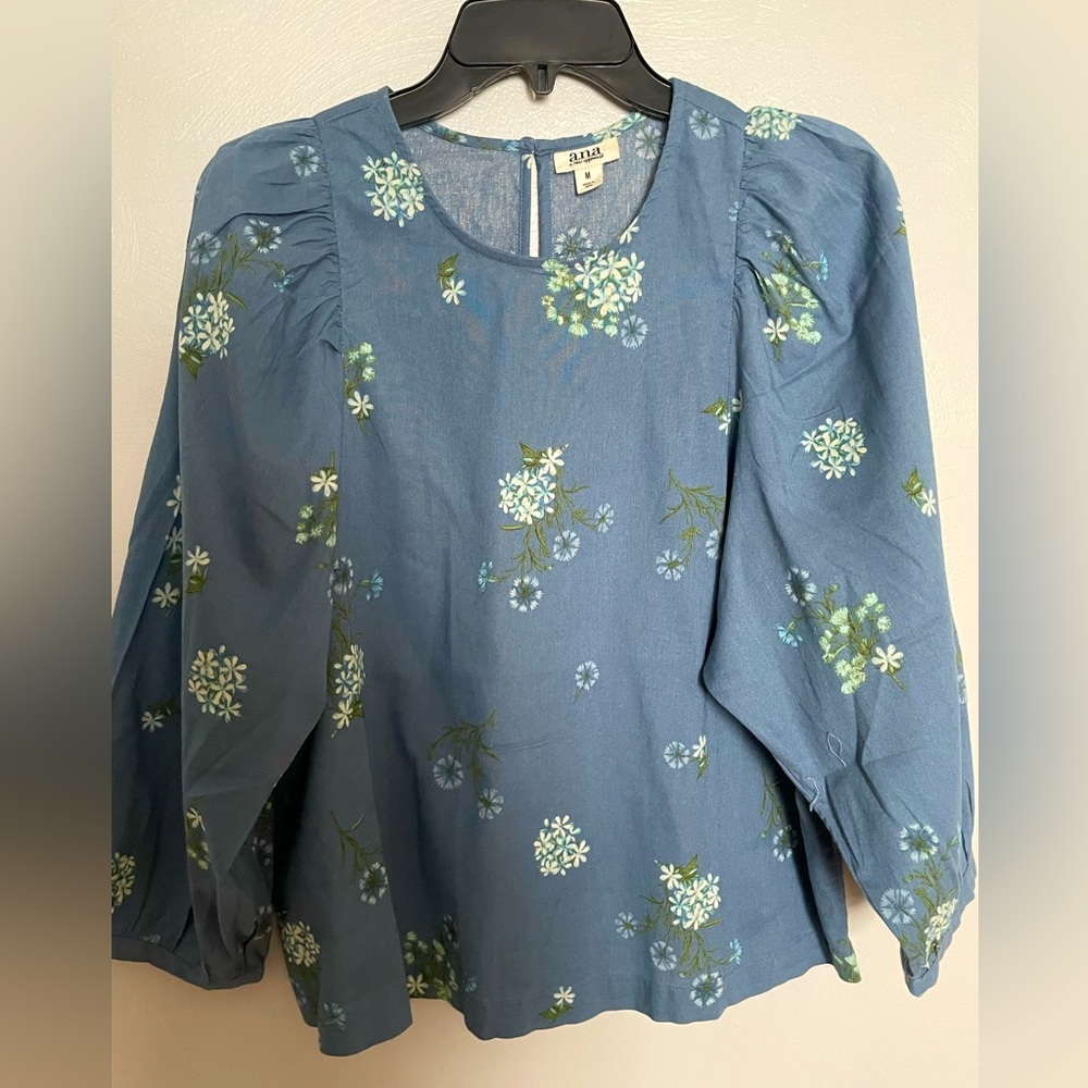 Women’s Blouse